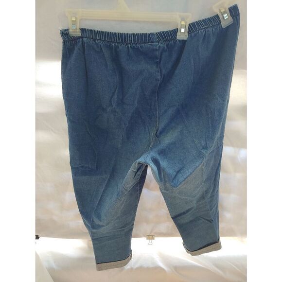Metrostyle Women's Size XL Denim Blue Stretch Distressed Capris Cropped Pants. - Picture 4 of 7